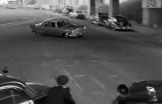 Illustration for article titled 1957 Plymouth Leads 1957 Dodge On Crazed San Francisco Car Chase
